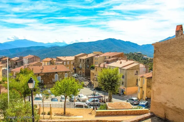 avril arrive faites un tour à moltifao, Moltifao, TAXI BENJI